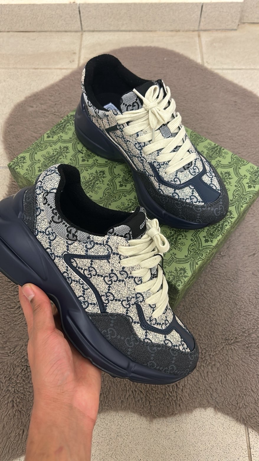 Gucci Baskets Rhyton GG Bleu